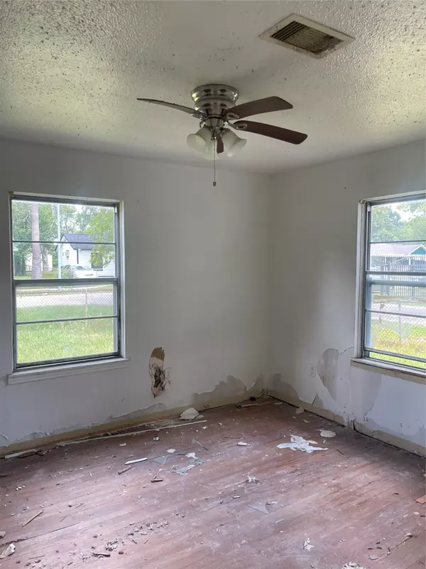 Houston, TX 77028,7002 Jay ST