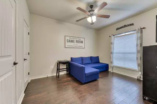 La Vernia, TX 78121,100 S Elise DR