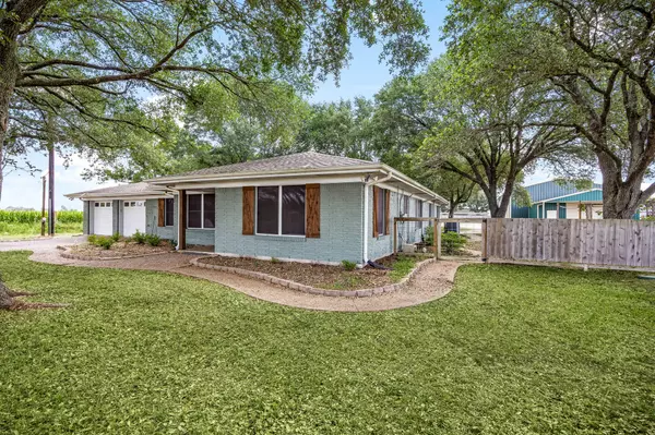 Sealy, TX 77474,9392 FM 1458 RD