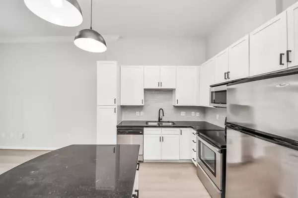 Houston, TX 77057,6363 San Felipe ST #121