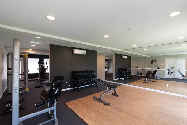 Houston, TX 77055,1515 Campbell RD #185