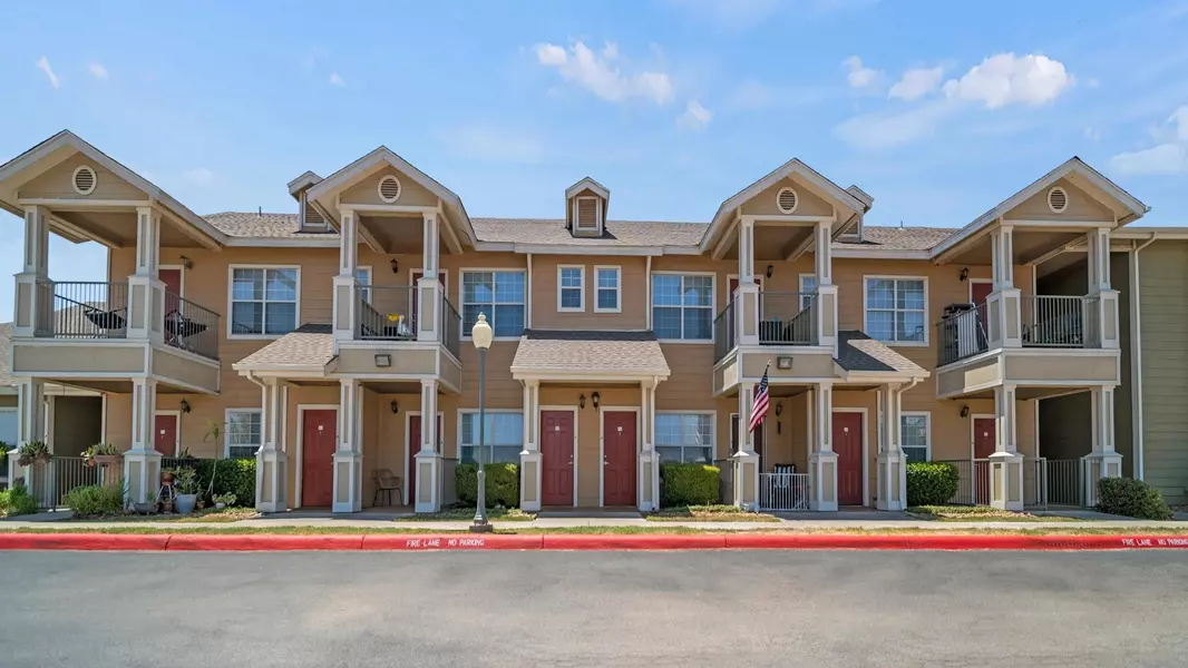 705 Village WAY #8108, New Braunfels, TX 78130