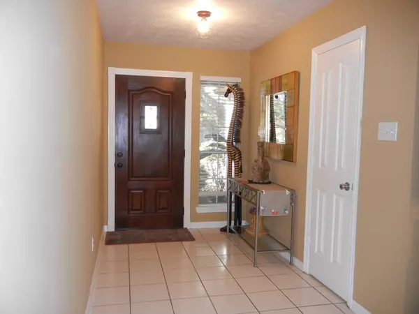 4822 Edgegate DR, Spring, TX 77373