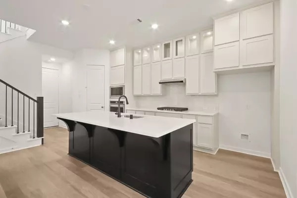 Montgomery, TX 77316,329 Fields LN