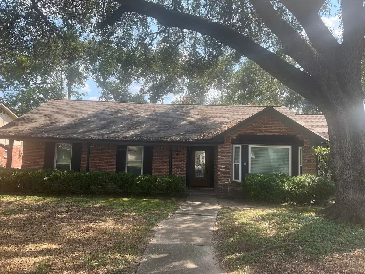 Houston, TX 77063,7819 Skyline DR