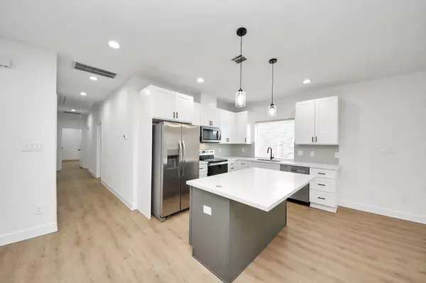 Houston, TX 77051,8316 Corinth ST #B