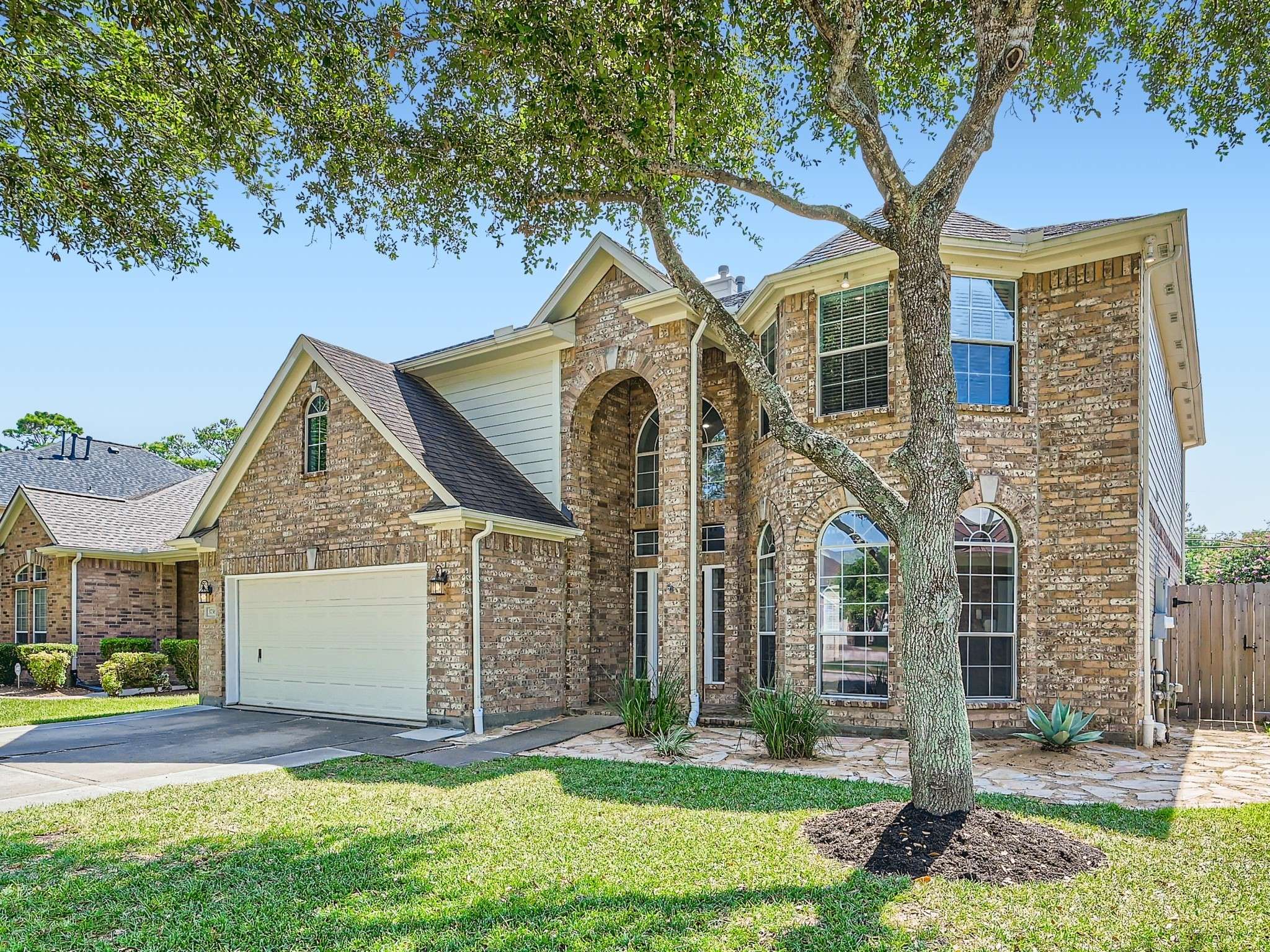 3736 Armand DR,  Dickinson,  TX 77539