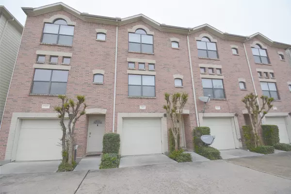 Houston, TX 77021,7650 Springhill ST #303