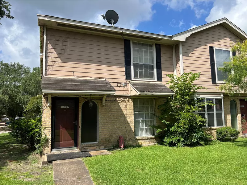 13527 Castilian DR #1, Houston, TX 77015