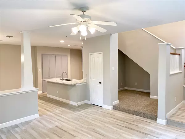 The Woodlands, TX 77380,66 Scarlet Woods CT