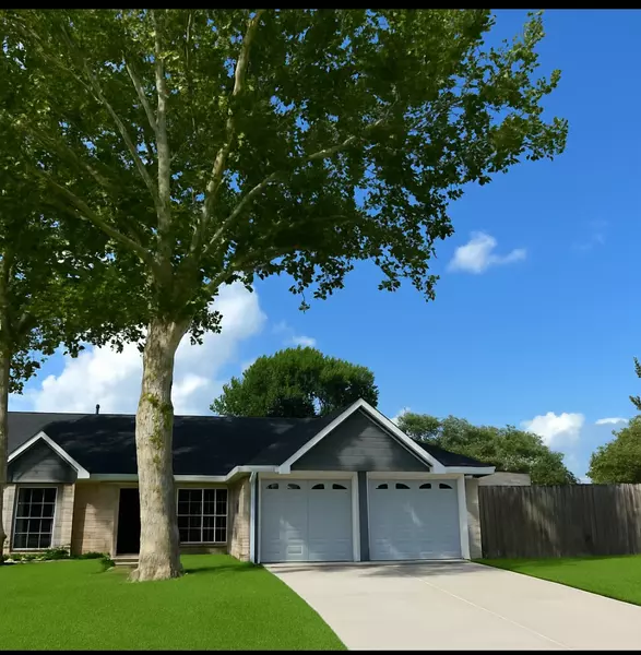 1905 Westside DR, Deer Park, TX 77536