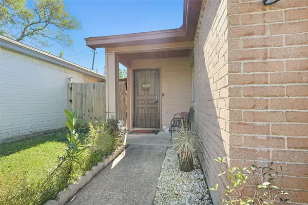 Houston, TX 77044,13142 Crystal Cove DR