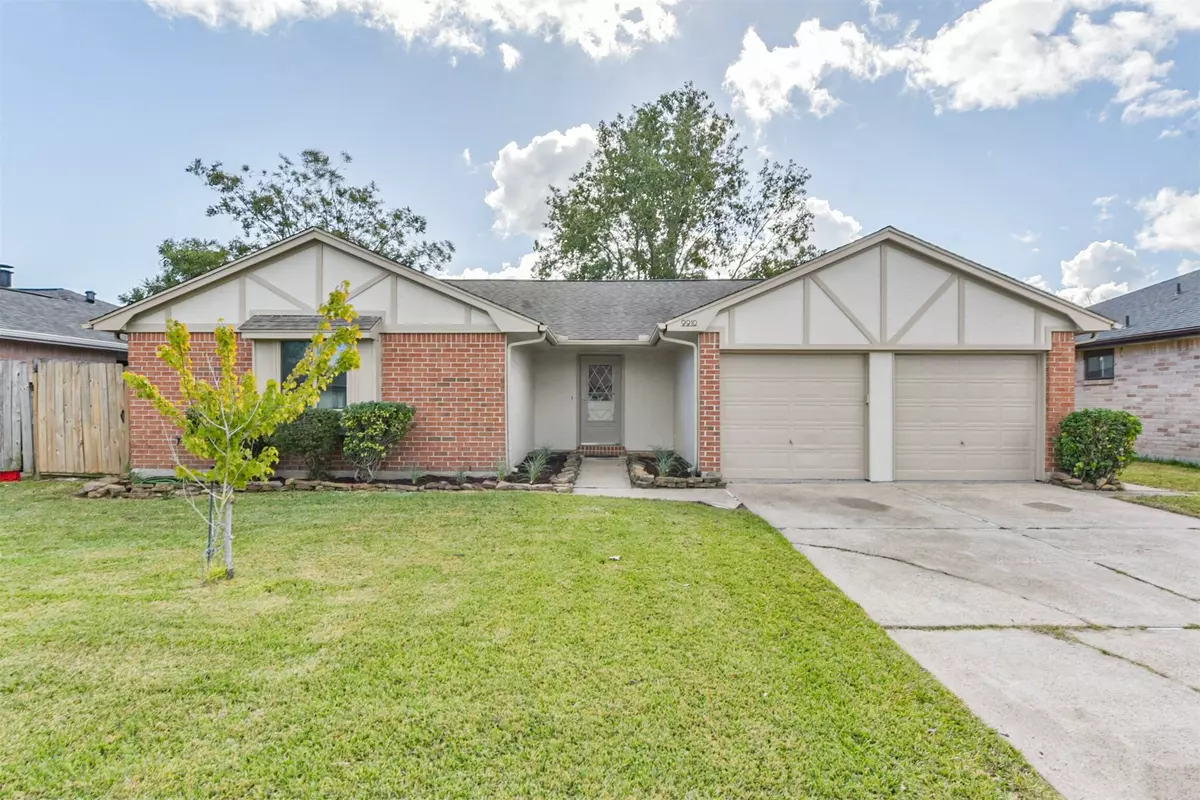 La Porte, TX 77571,9910 Rustic Rock RD