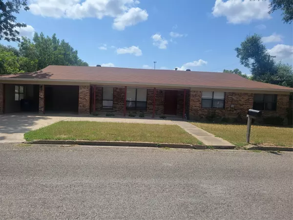 Crockett, TX 75835,111 Meadow LN