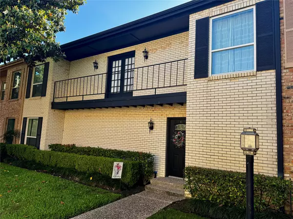 2323 Augusta DR #43, Houston, TX 77057