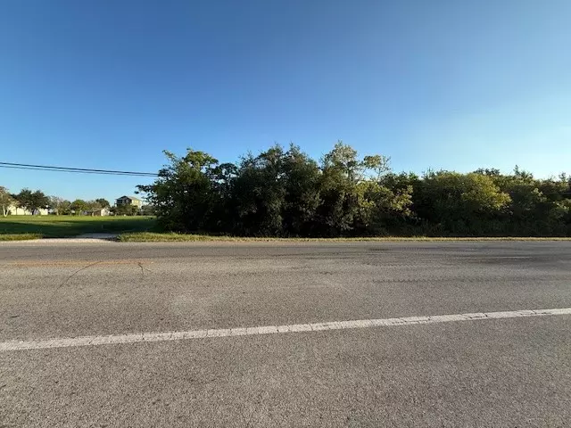 TBD Bayshore, San Leon, TX 77539