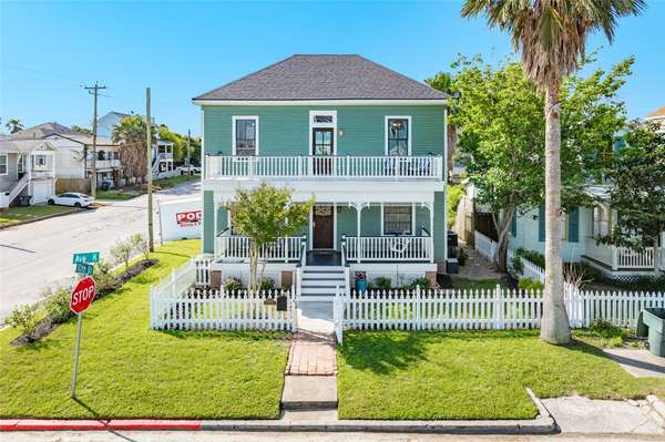 1001 Avenue K, Galveston, TX 77550