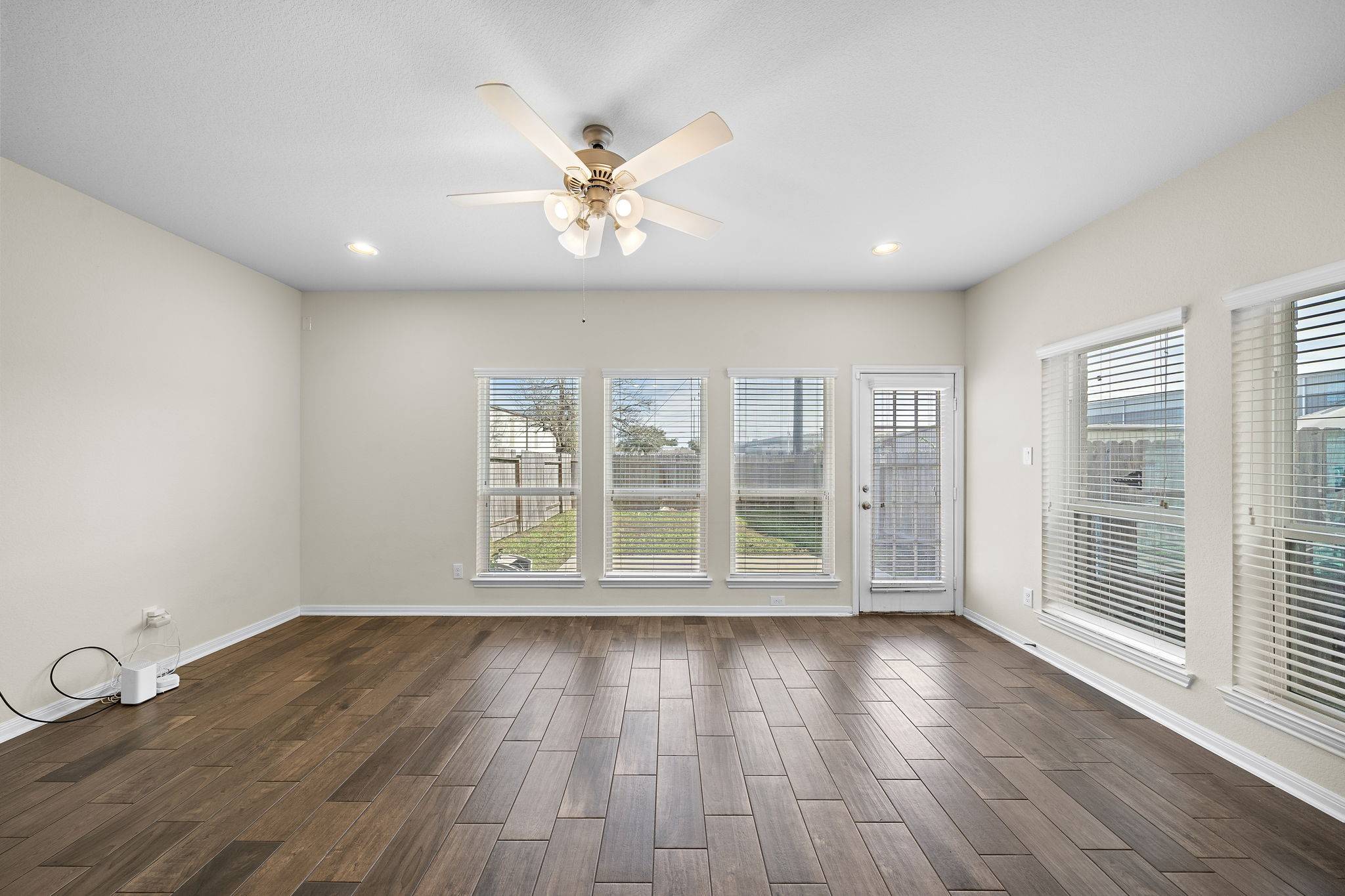 La Porte, TX 77571,524 N 1st ST