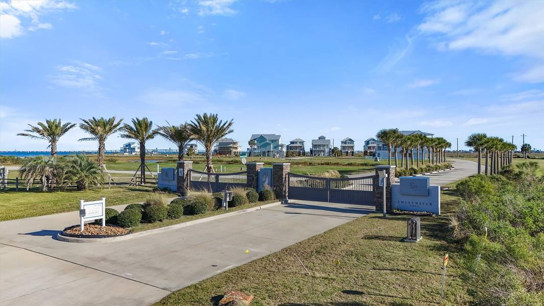 1642 Brown Pelican, Galveston, TX 77554
