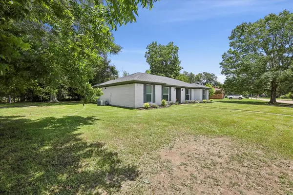 Orange, TX 77632,2024 International