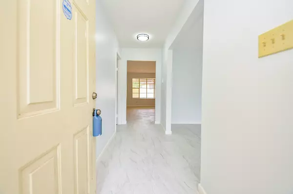 Houston, TX 77099,10947 Vanderford DR