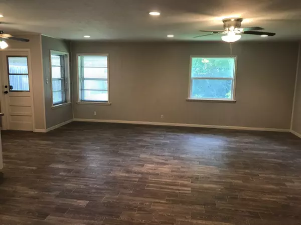 Houston, TX 77008,6515 Lindyann LN