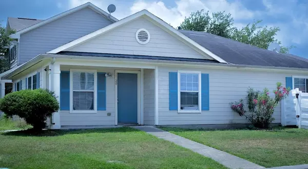 1120 Verde Trails DR, Houston, TX 77073