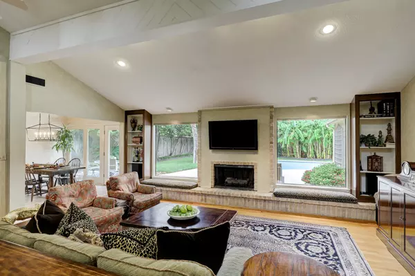 Spring Valley Village, TX 77055,9146 Cardwell ST