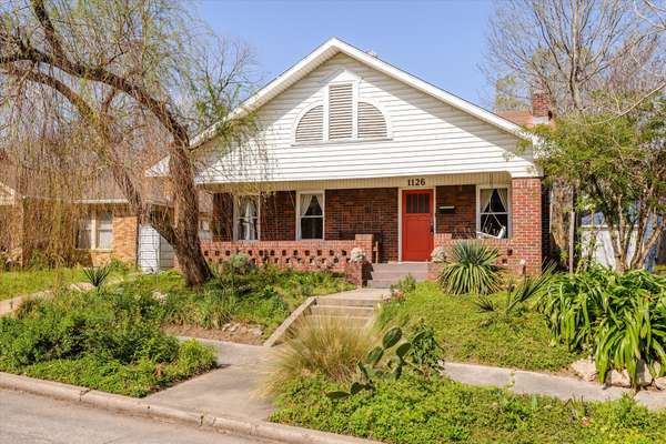 1126 Wyatt ST,  Houston,  TX 77023