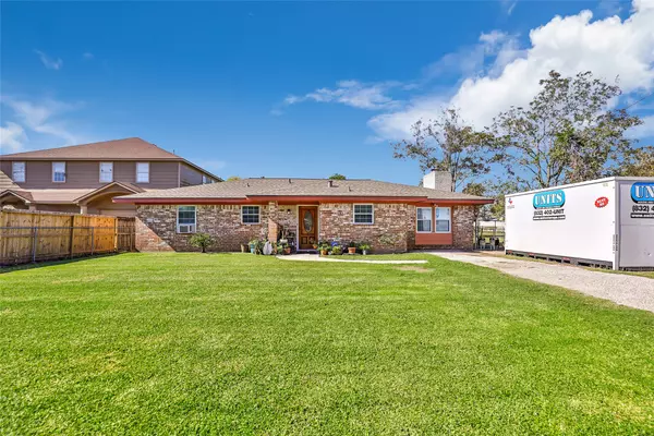 13317 Reeveston RD,  Houston,  TX 77039