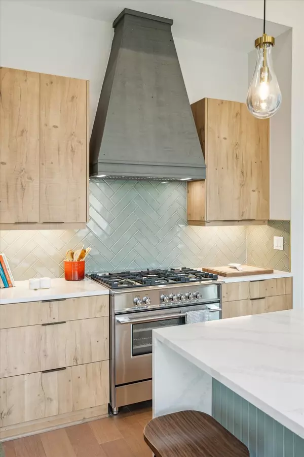 Houston, TX 77018,3902 Zina WAY