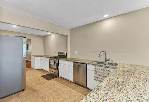 Huffman, TX 77336,4008 Trent RD