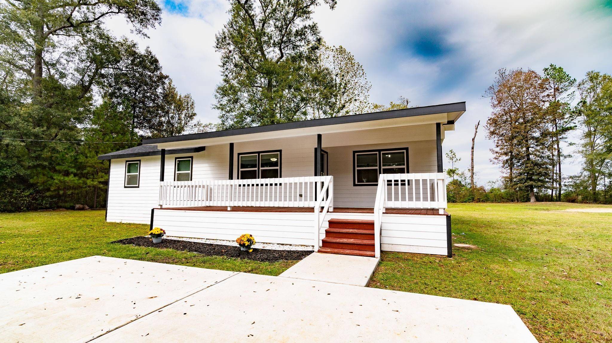 Cleveland, TX 77327,2036 County Road 3434 N