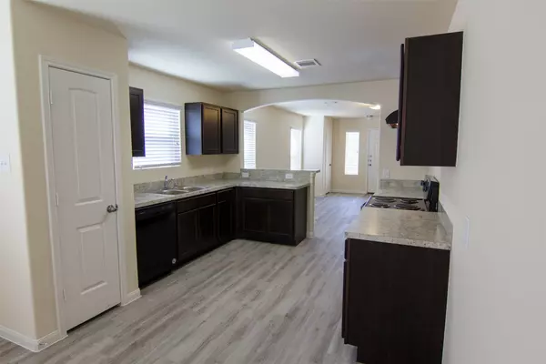 Houston, TX 77028,8518 Middleton Oaks CIR