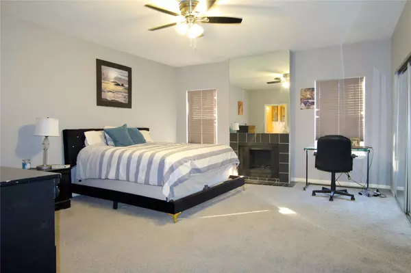 Houston, TX 77054,3042 Holly Hall ST #3042