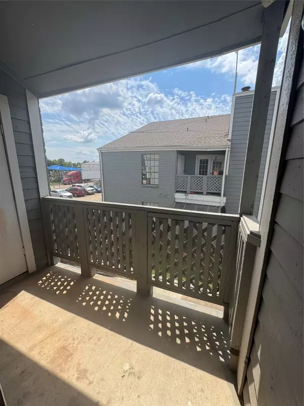 Houston, TX 77035,12500 Sandpiper DR #212