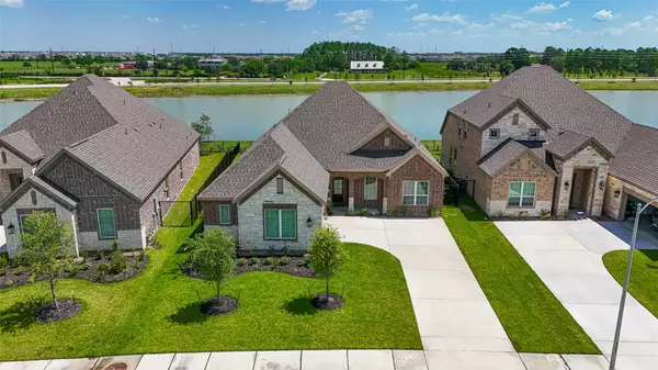 2135 Tioga View DR, Iowa Colony, TX 77583