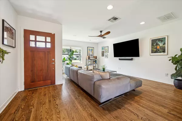 Houston, TX 77018,2402 Bron Holly Dr