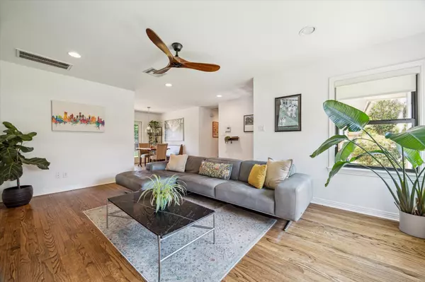 Houston, TX 77018,2402 Bron Holly Dr