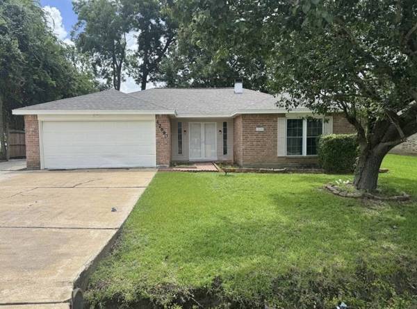 12690 Ridgecrest DR, Willis, TX 77318