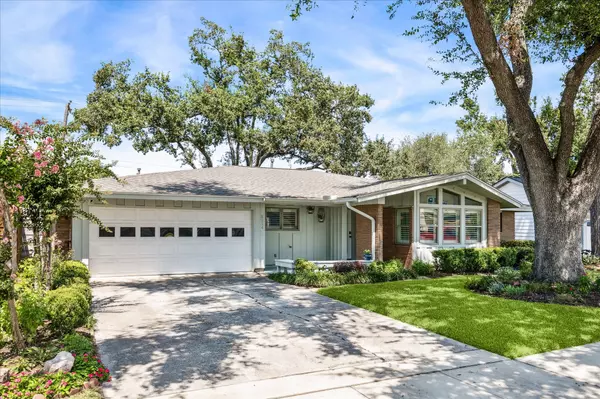 Houston, TX 77055,8034 Cedel DR