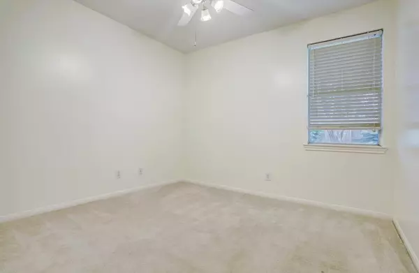 Pearland, TX 77584,902 Norfolk DR