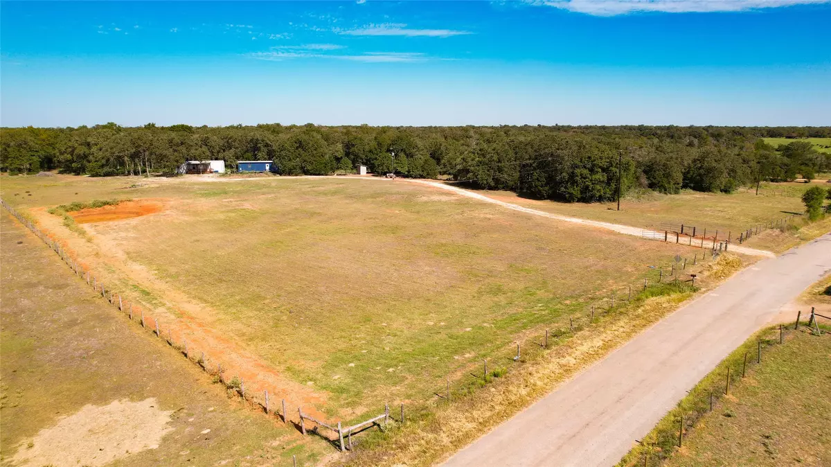 Dime Box, TX 77853,3655 County Road 430