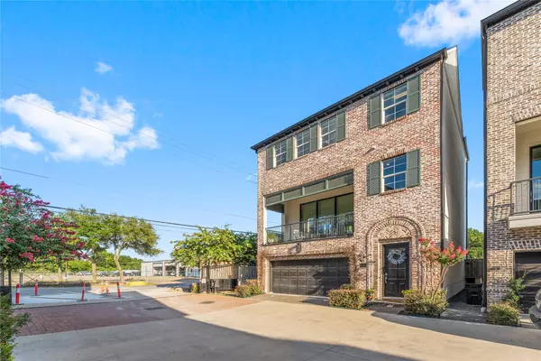 Houston, TX 77043,10903 Grove Tree LN