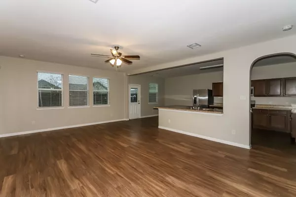 Houston, TX 77044,10311 Urban Oak TRL