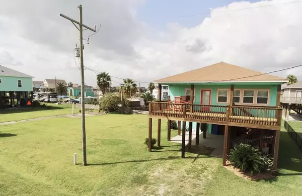 Crystal Beach, TX 77650,975 Meynig DR