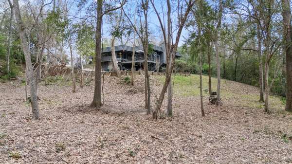 827 Magnolia ST, Livingston, TX 77351