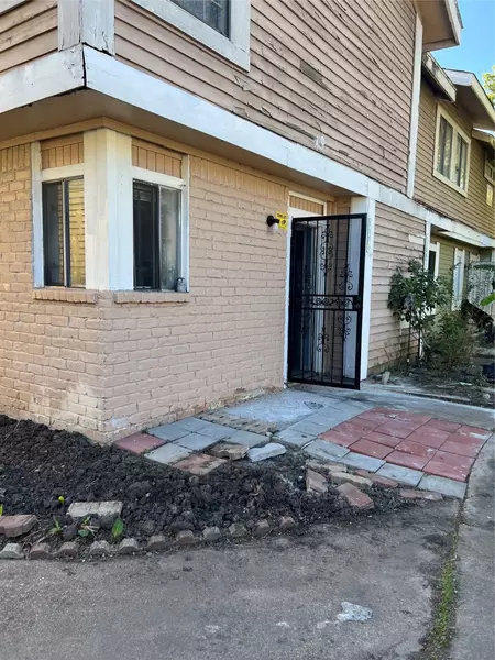 8405 Wilcrest DR #1110, Houston, TX 77072