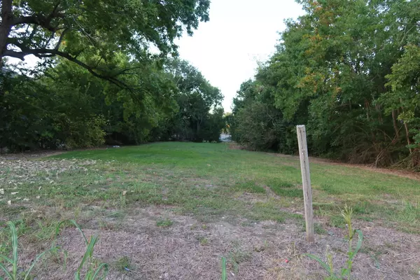 Houston, TX 77033,5115 Mallow ST