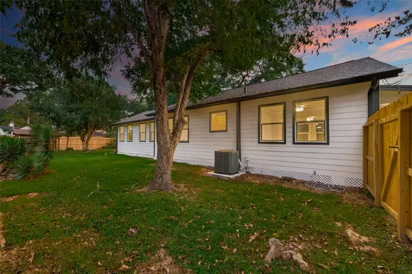 505 Percival ST, Tomball, TX 77375